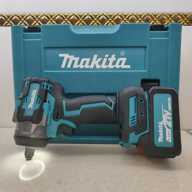 بکس شارژی حرفه ای ماکیتا 21 ولت دو باتری موتور براشلس ماکیتا مدل M21-1200N با لوازم کامل مطابق تصاویر