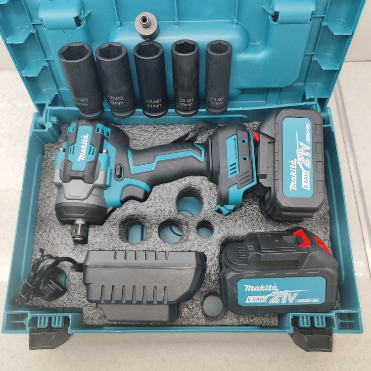 بکس شارژی حرفه ای ماکیتا 21 ولت دو باتری موتور براشلس ماکیتا مدل M21-1200N با لوازم کامل مطابق تصاویر