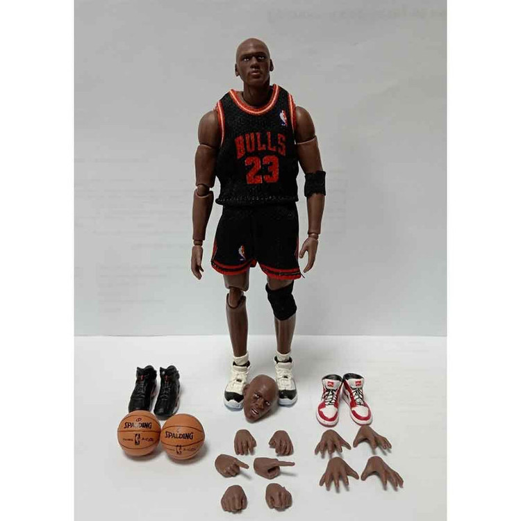اکشن فیگور مافکس مدل مایکل جردن طرح Chicago Bulls